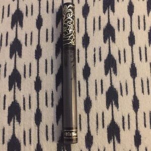 Kat Vin D Everlasting Liquid Lipstick: Woolf